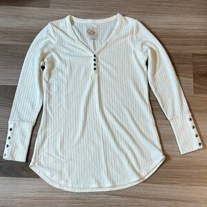 Chaser Cream Long Sleeve with Button Detail M
